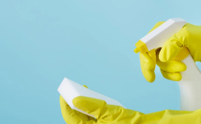 保養(yǎng)清除地板雜物，令橡膠地板恢復彈性